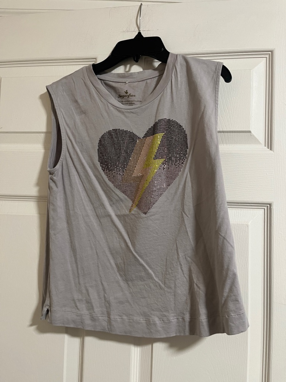 Sleeveless Grey Graphic Tank Top with Heart & Lightning